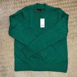 *NEW* Banana Republic Kelly Green Sweater - Size Small